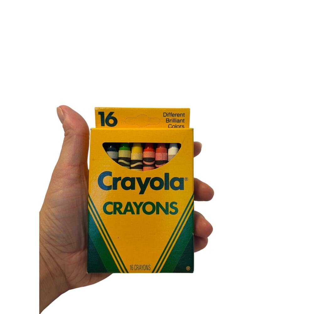 VTG Crayola crayons 16 pack, Binney & Smith 1990, never used